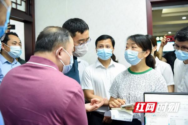 义乌最新医保套现24小时微信方法分析(最方便真实的义乌医保卡提现套取微信方法)